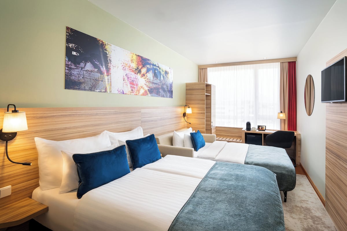 in-room safe, desk, blackout curtains, soundproofing