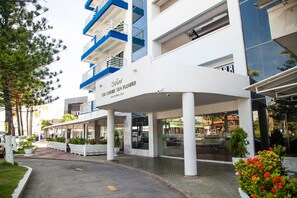 Entrada al alojamiento