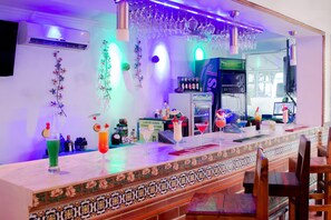 Bar (in der Unterkunft)