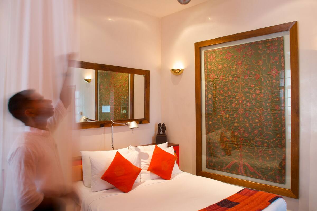 1 bedroom, premium bedding, minibar, in-room safe