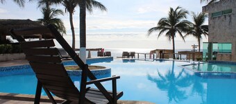 Le Reve by MIJ Beachfront Hotel