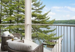 Suite (Beau Rivage) | Terrace/patio