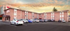 واجهة المنشأة