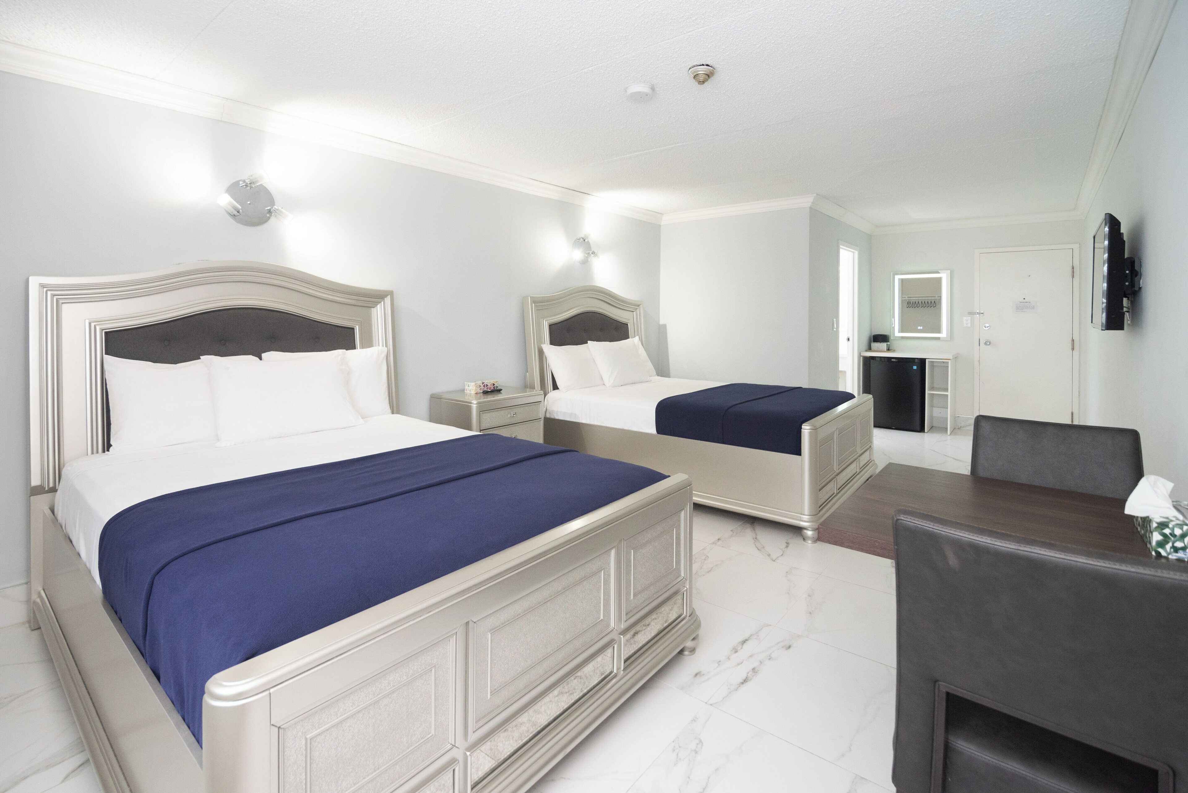 Camera Executive, 2 letti queen | Biancheria da letto di alta qualità, materassi Select Comfort