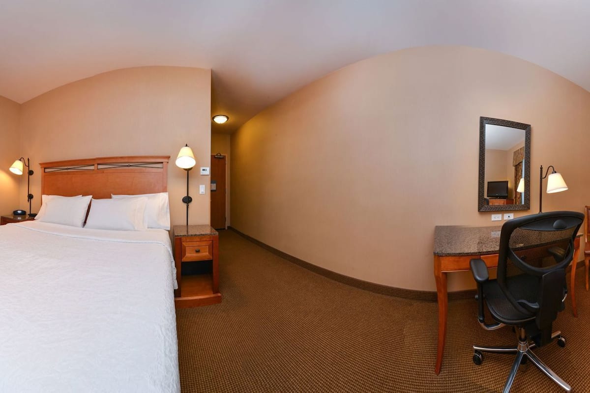 1 bedroom, desk, iron/ironing board, free cots/infant beds