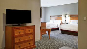 1 bedroom, desk, iron/ironing board, free cots/infant beds