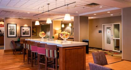 Hampton Inn Gloucester