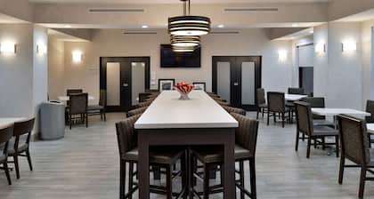 Hampton Inn Kansas City Northeast