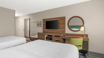 Stndrd with 2 queen beds