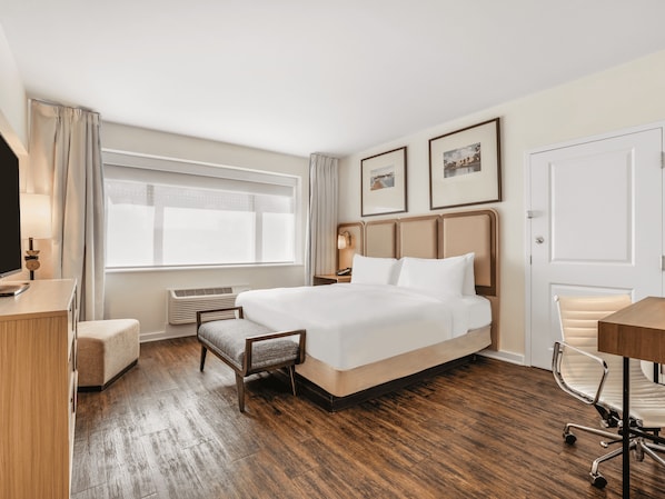 Room, 1 King Bed | View from room