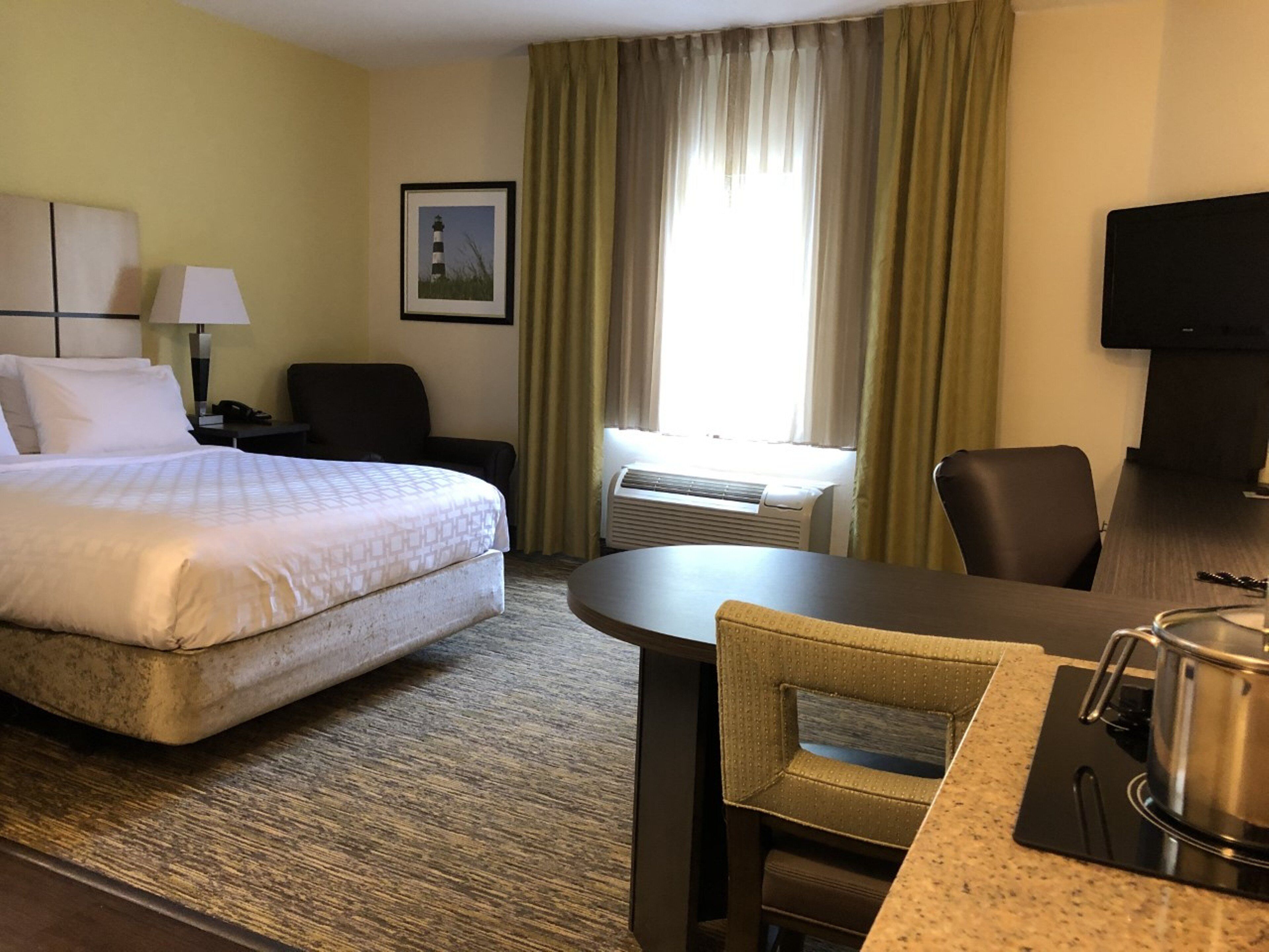 Pillowtop beds, in-room safe, desk, iron/ironing board