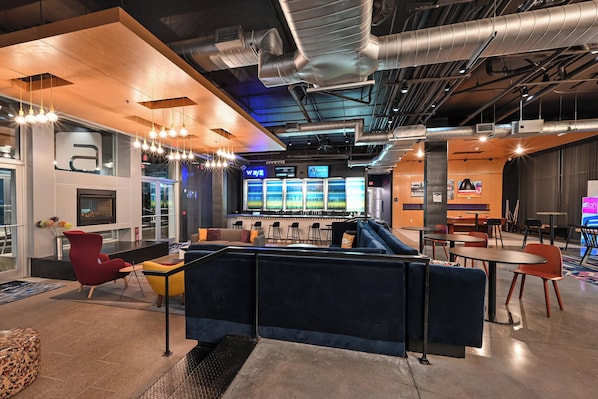 Lobby lounge