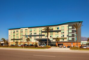 Exterior - Aloft Ontario-Rancho Cucamonga (Rancho Cucamonga)