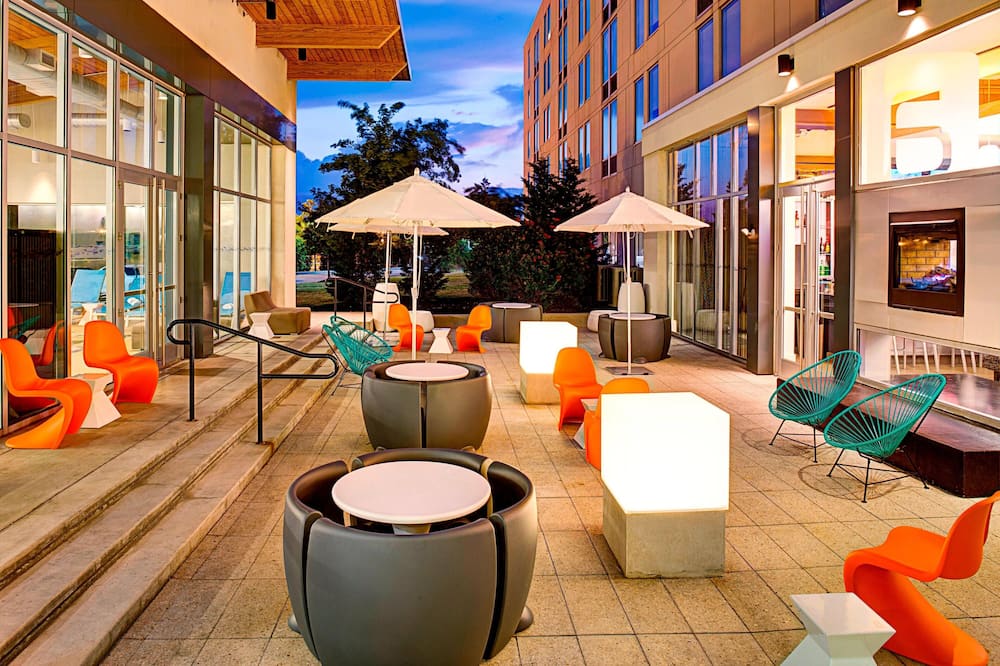 Aloft Philadelphia Airport
