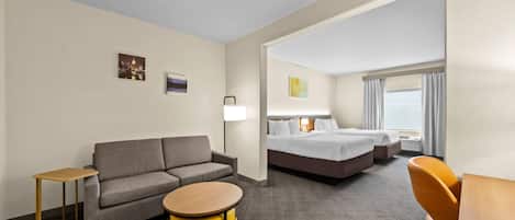 Suite, Multiple Beds, Accessible, Non Smoking