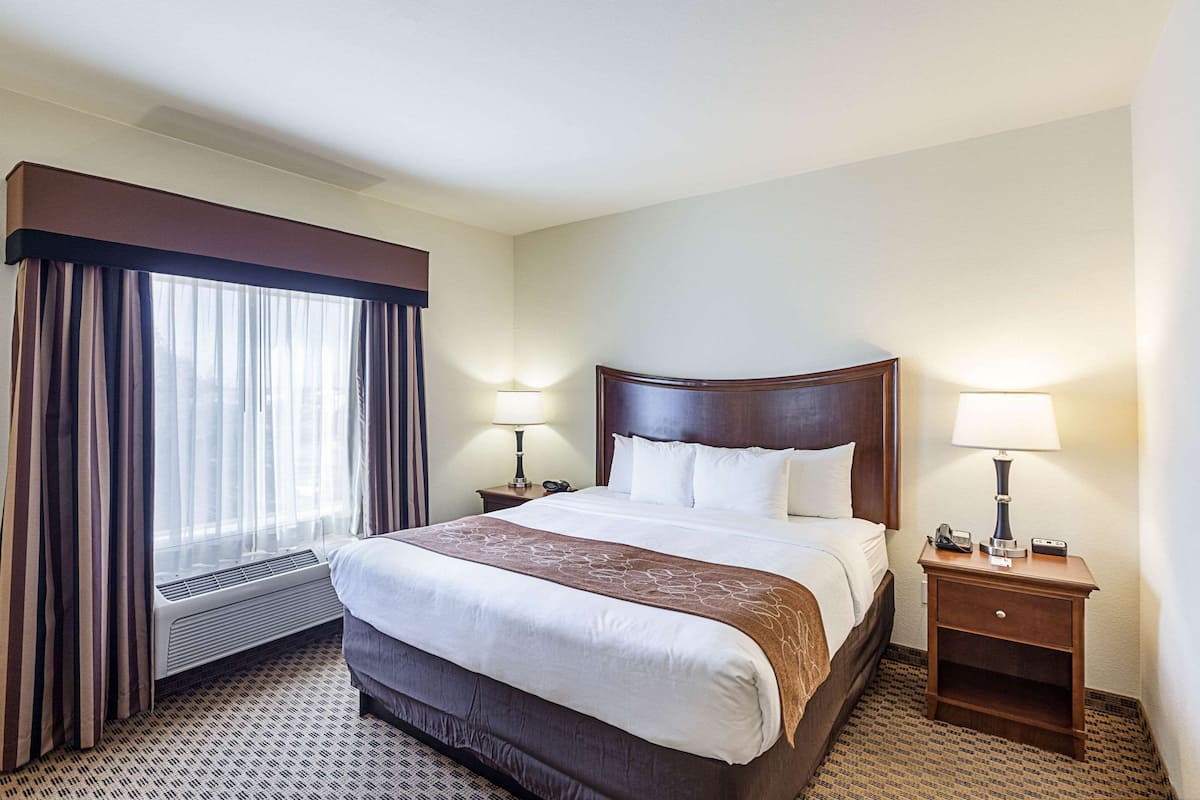 Premium bedding, pillowtop beds, desk, laptop workspace