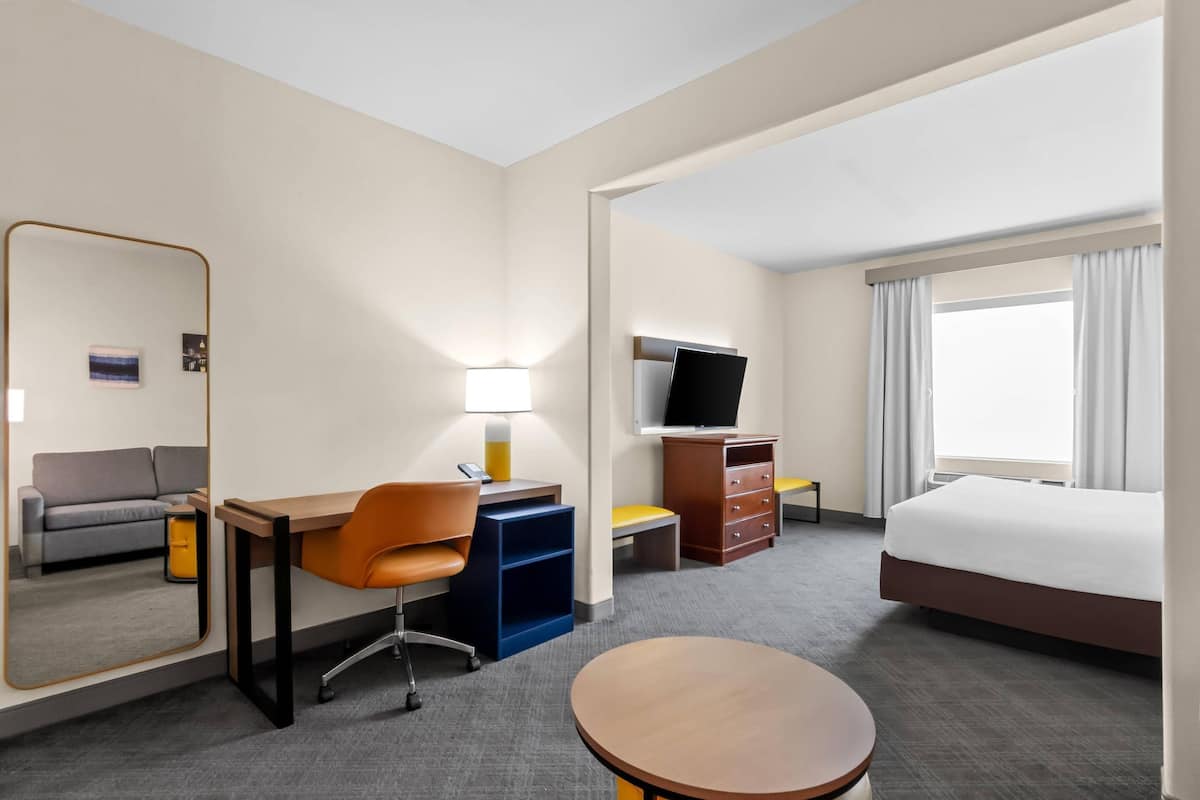 Suite, 1 King Bed with Sofa bed, Accessible, Non Smoking | Premium bedding, pillow-top beds, desk, laptop workspace