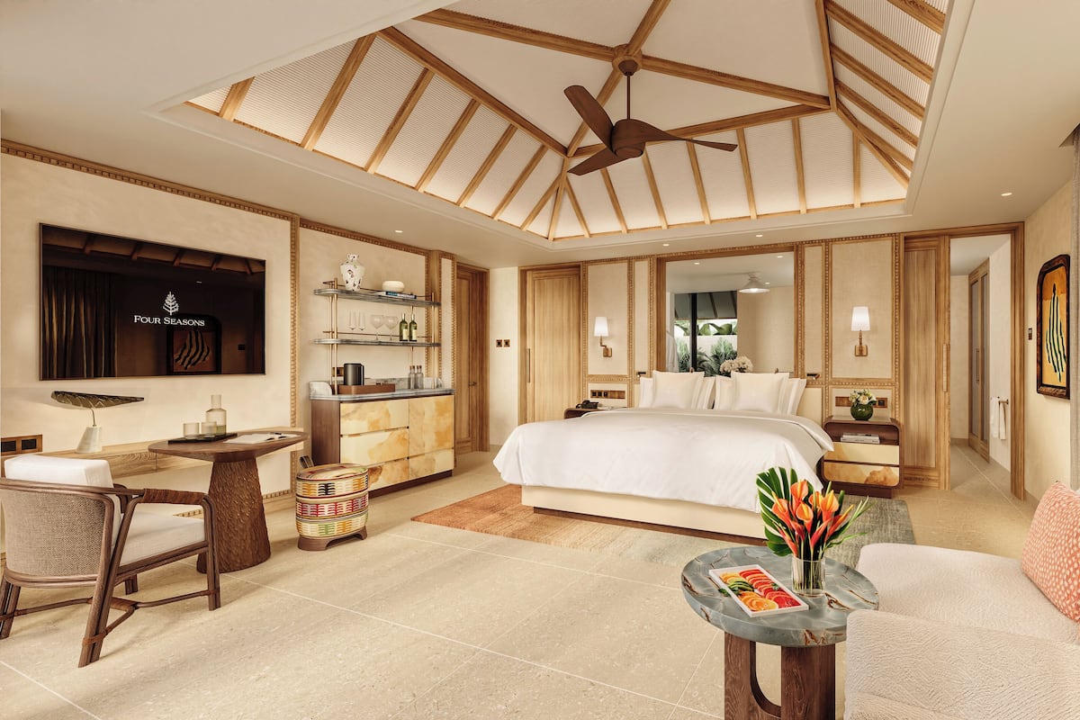 Hypo-allergenic bedding, down duvets, pillow-top beds, minibar