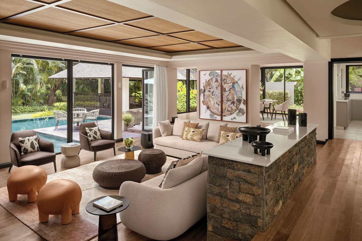 4 Bedrooms, Private Pool (Garden Residence) | Living area