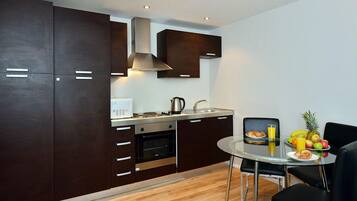 Iron/ironing board, cribs/infant beds, free WiFi