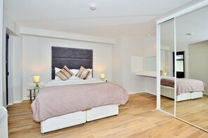 Room - So Quartier Hotel (London)