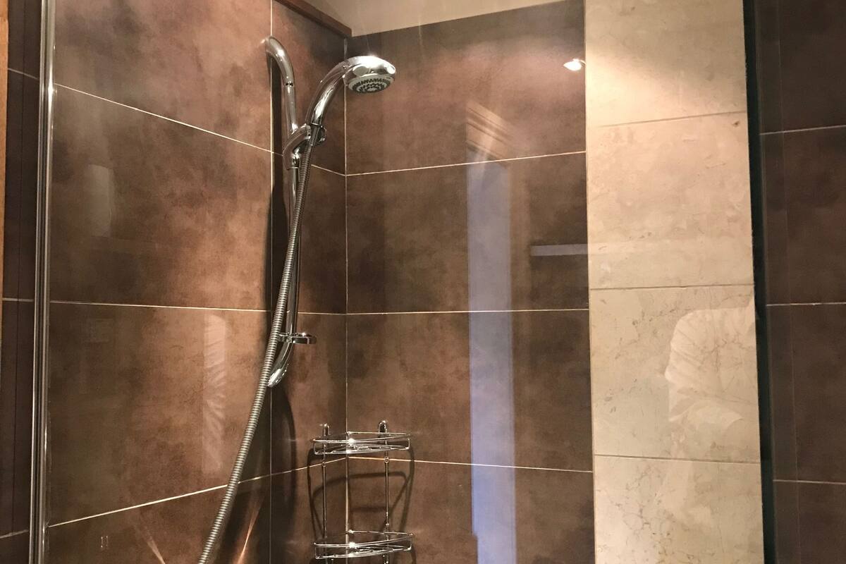 standard double room, ensuite | 1 bedroom, egyptian cotton sheets, premium bedding, pillow-top beds