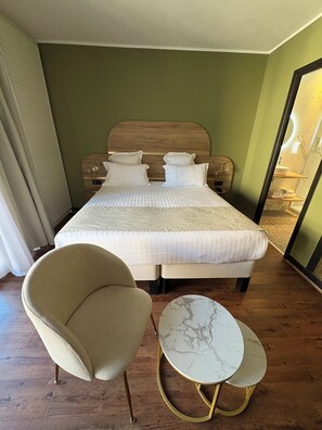 Superior Double Room, 1 King Bed, Balcony