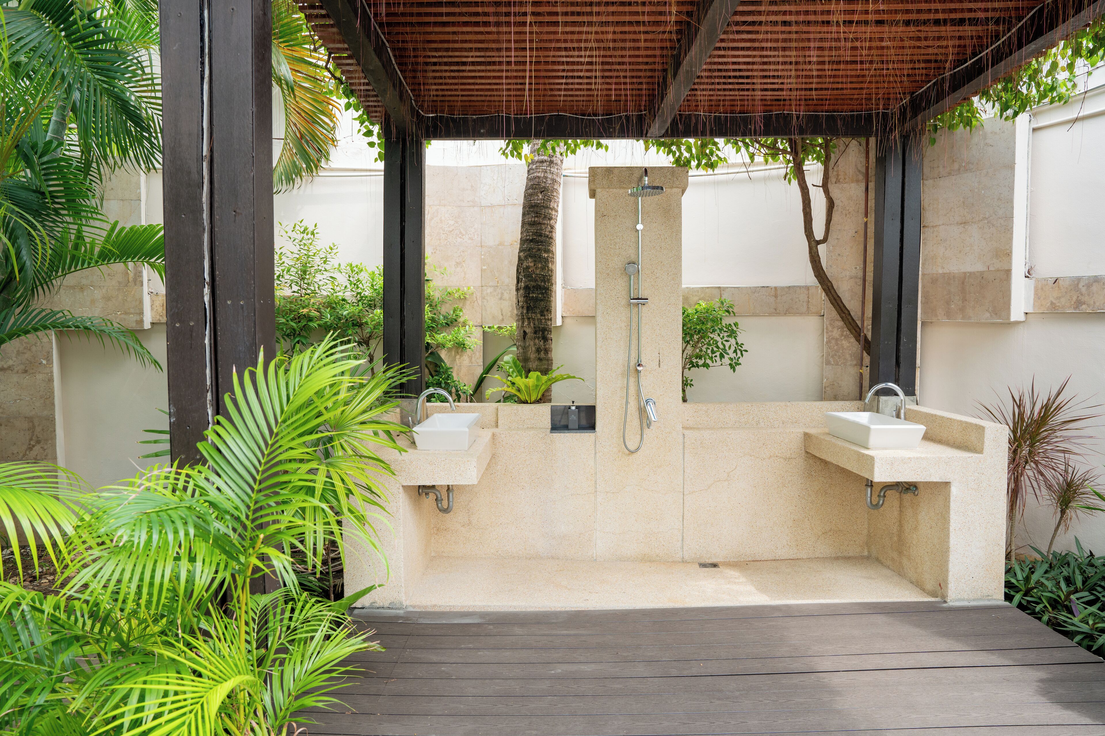 grand pool villa with loft | room amenity