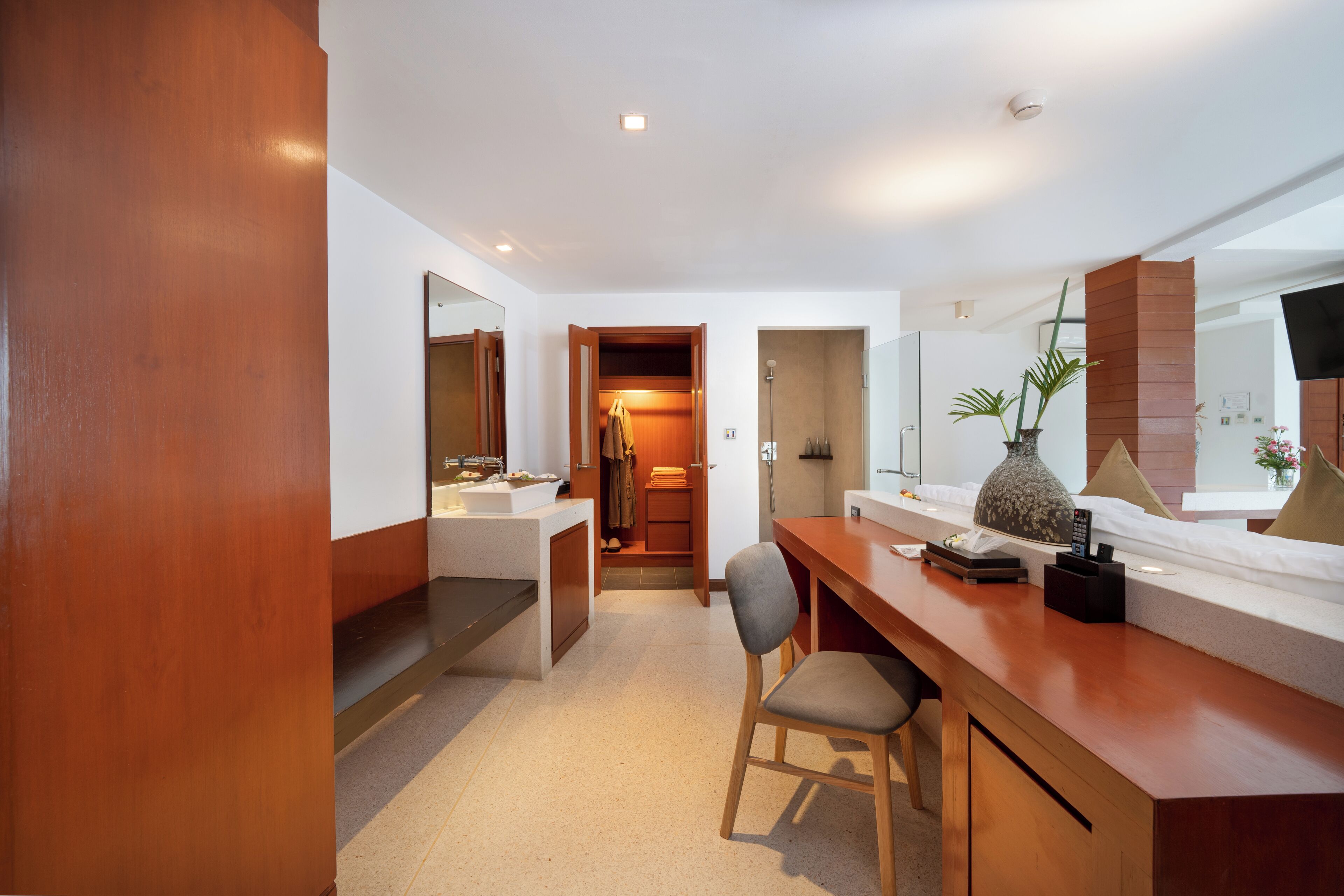 beachfront grand pool villa (2 beds) | room amenity