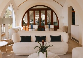 Ruang Istirahat Lobi