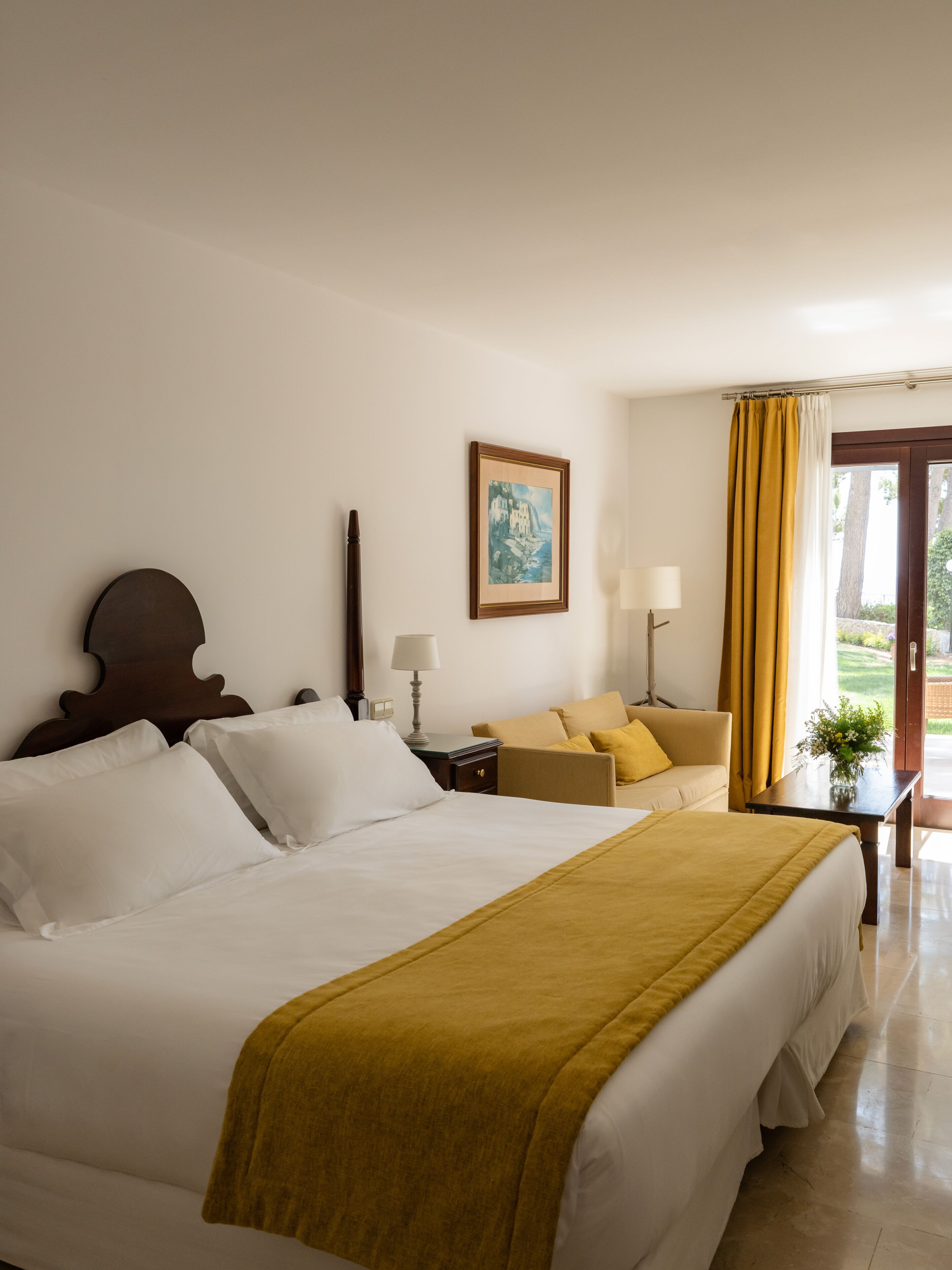 Superior Double Room | Premium bedding, minibar, in-room safe, desk