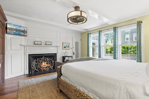 King - Brant Point | Individually decorated, individually furnished, free WiFi, bed sheets - Carlisle House Inn (Nantucket)