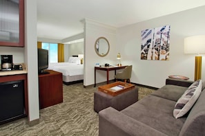 37-inch LCD TV with cable channels, TV - SpringHill Suites by Marriott Chesapeake Greenbrier (Chesapeake)