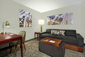 37-inch LCD TV with cable channels, TV - SpringHill Suites by Marriott Chesapeake Greenbrier (Chesapeake)
