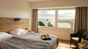 Ropa de cama hipoalergénica, tabla de planchar con plancha, wifi gratis