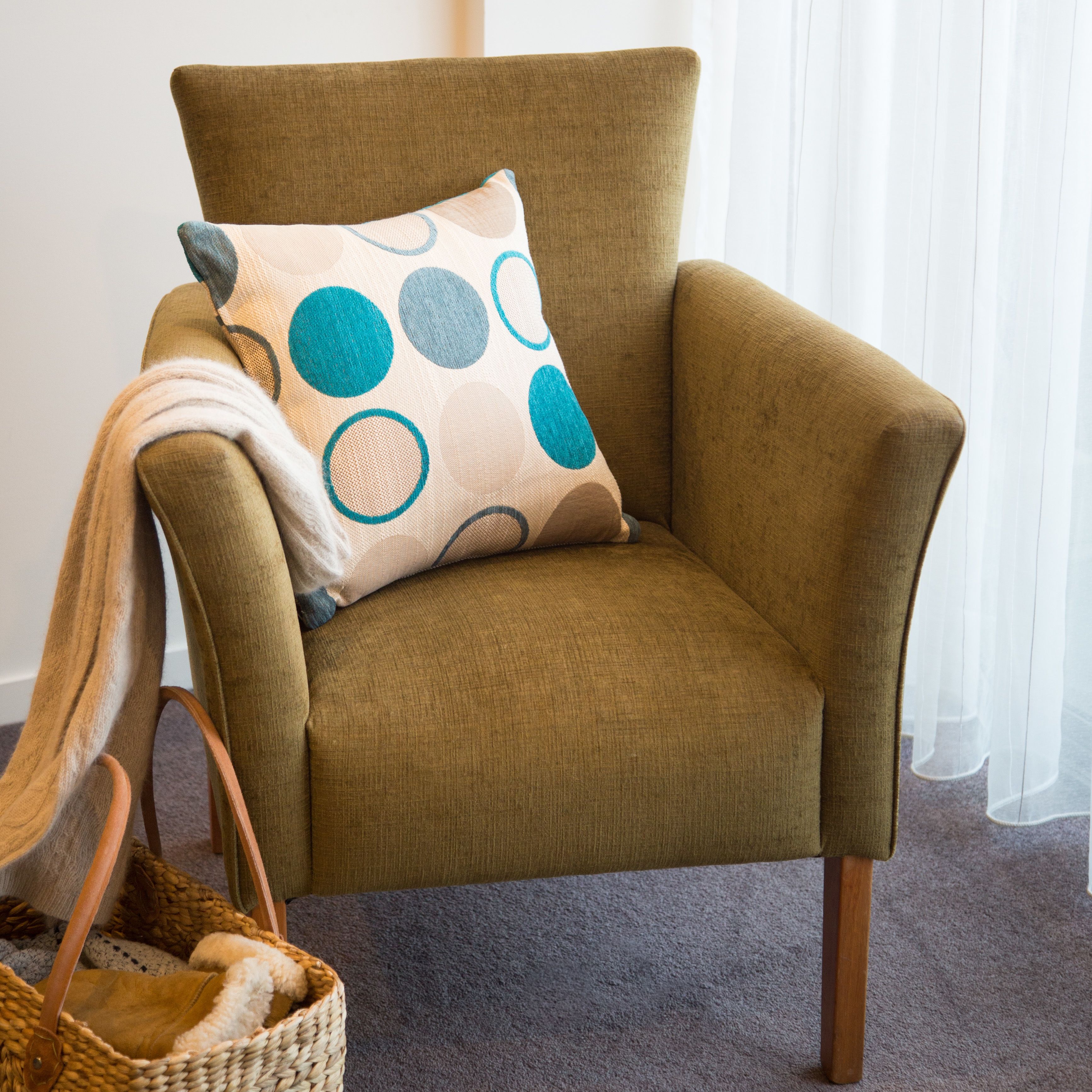 30-inch tv with digital channels