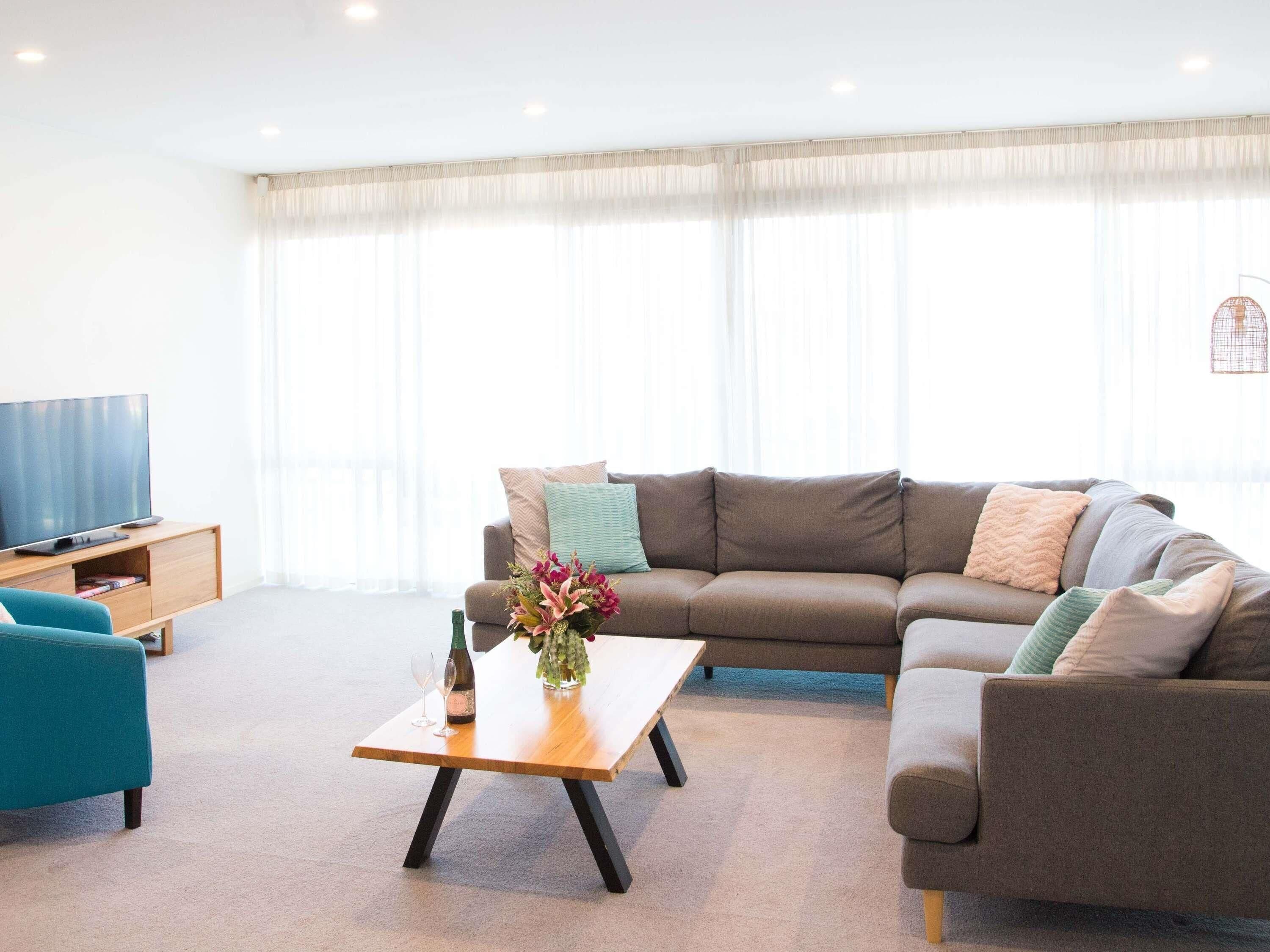 1 slaapkamer, luxe beddengoed, een kluis op de kamer, een bureau