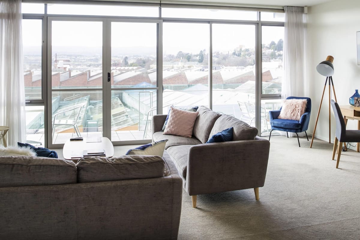 Apartment, 3 Bedrooms | 1 bedroom, premium bedding, in-room safe, desk