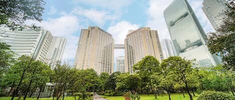 1 dormitorio, ropa de cama de alta calidad, edredones de plumas