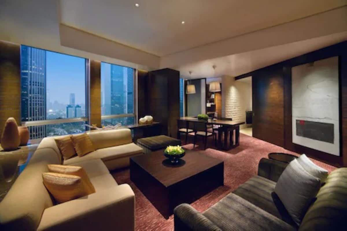 Grand, Suite Eksekutif | 1 kamar tidur, seprai premium, selimut bulu angsa, dan minibar