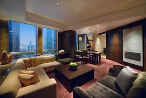 Grand, Executive Suite | Premium bedding, down comforters, minibar, in-room safe