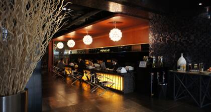 Qingdao Housing International Hotel