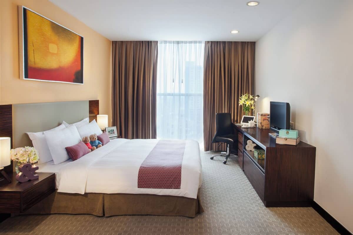 Executive Room, 1 Bedroom | 1 bedroom, in-room safe, desk, soundproofing