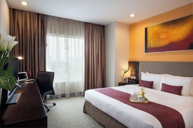 1 bedroom, in-room safe, desk, soundproofing