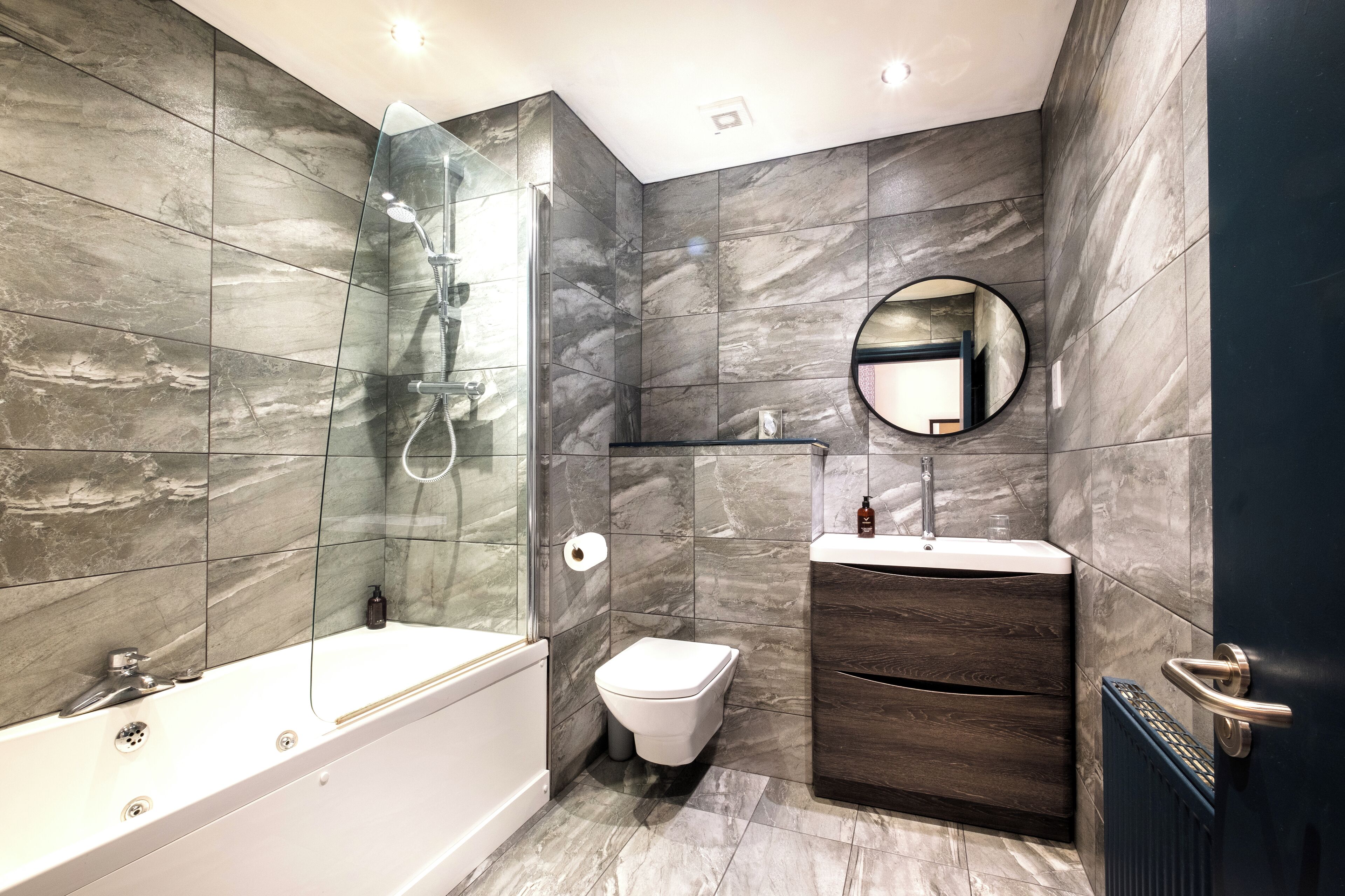 superior double room | bathroom | free toiletries, hair dryer, towels