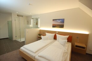 Dobbeltrom – comfort | Allergitestet sengetøy, skrivebord, wi-fi (inkludert) og sengetøy