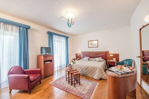 Dobbeltrom – deluxe | Sengetøy i egyptisk bomull, sengetøy av topp kvalitet og minibar