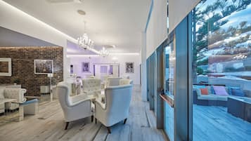 Snack-bar