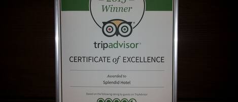 TripAdvisors utmärkelse ”Certificate of Excellence” tilldelades Splendid Hotel år 2015.