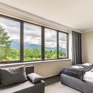 Standard Double or Twin Room, Non Smoking, Private Bathroom | Down comforters, in-room safe, iron/ironing board, free WiFi - Hotel Helios (Zakopane)